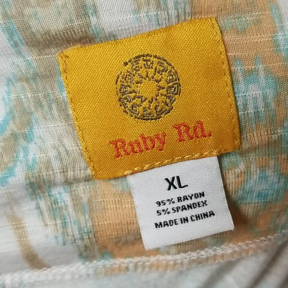 Ruby Rd. Top - Picture 6 of 8